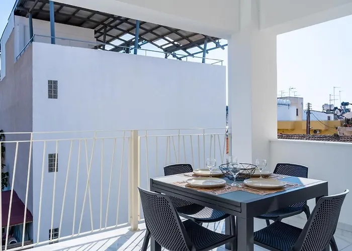 Rosemont - Stylish W Balcony In Apartmán